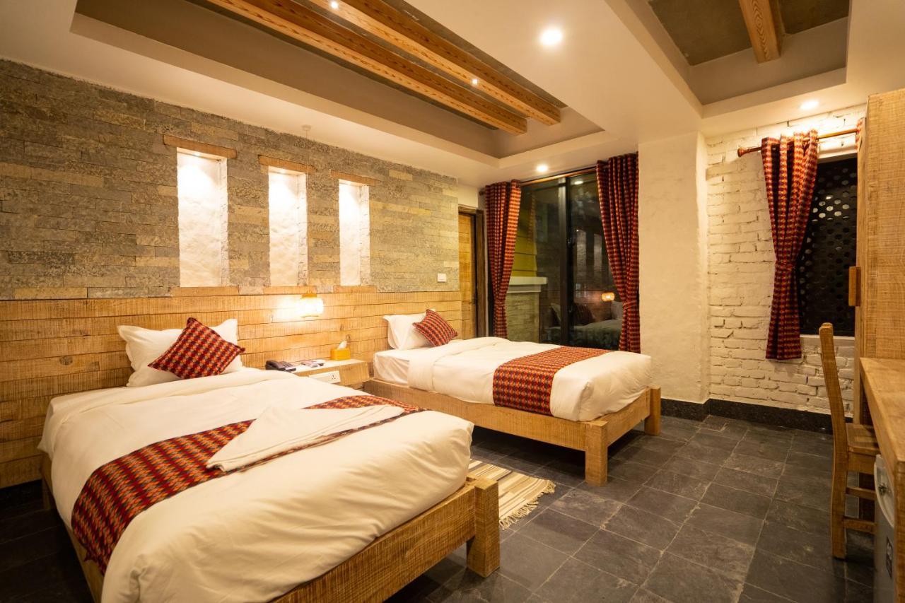 Hotel Mera Peak Private Limited Похара Екстериор снимка
