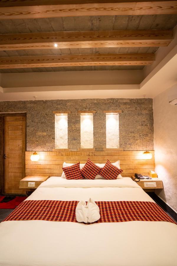 Hotel Mera Peak Private Limited Похара Екстериор снимка